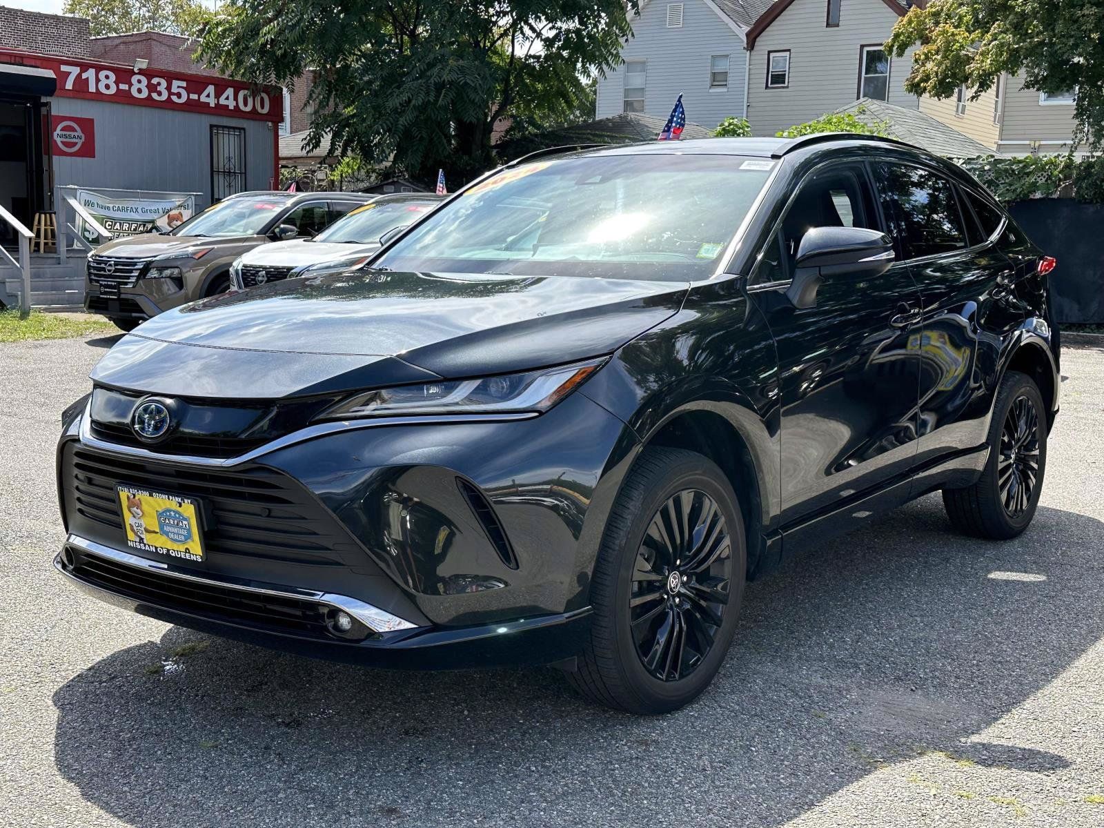 Used 2024 Toyota Venza Nightshade AWD/4WD image 7