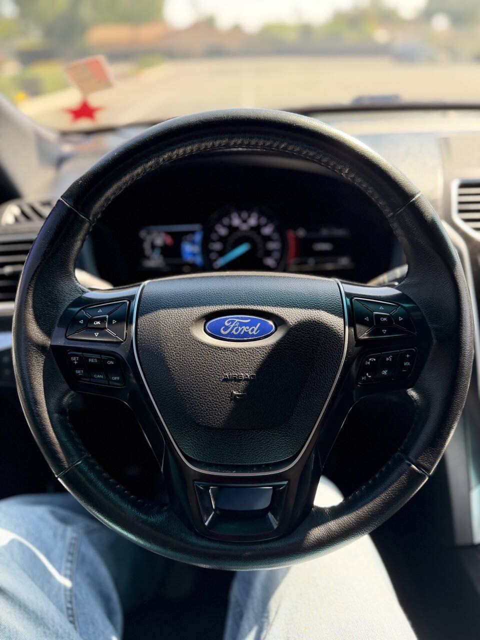 Used 2016 Ford Explorer Limited FWD image 23
