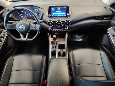 Used 2023 Nissan Sentra SR w/ SR Premium Package FWD image 17