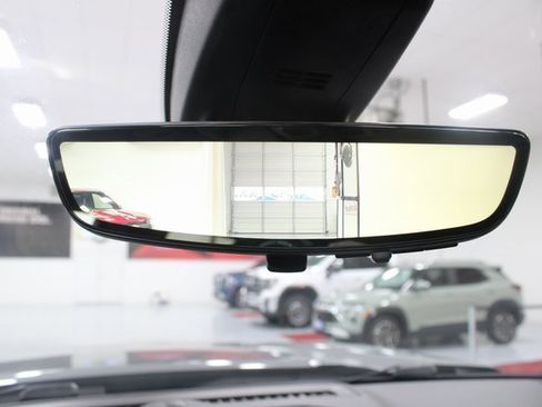 Used 2021 GMC Sierra 1500 AT4 w/ AT4 Premium Package image 3