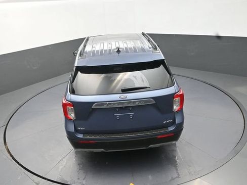 Used 2021 Ford Explorer XLT w/ Equipment Group 202A AWD/4WD image 28