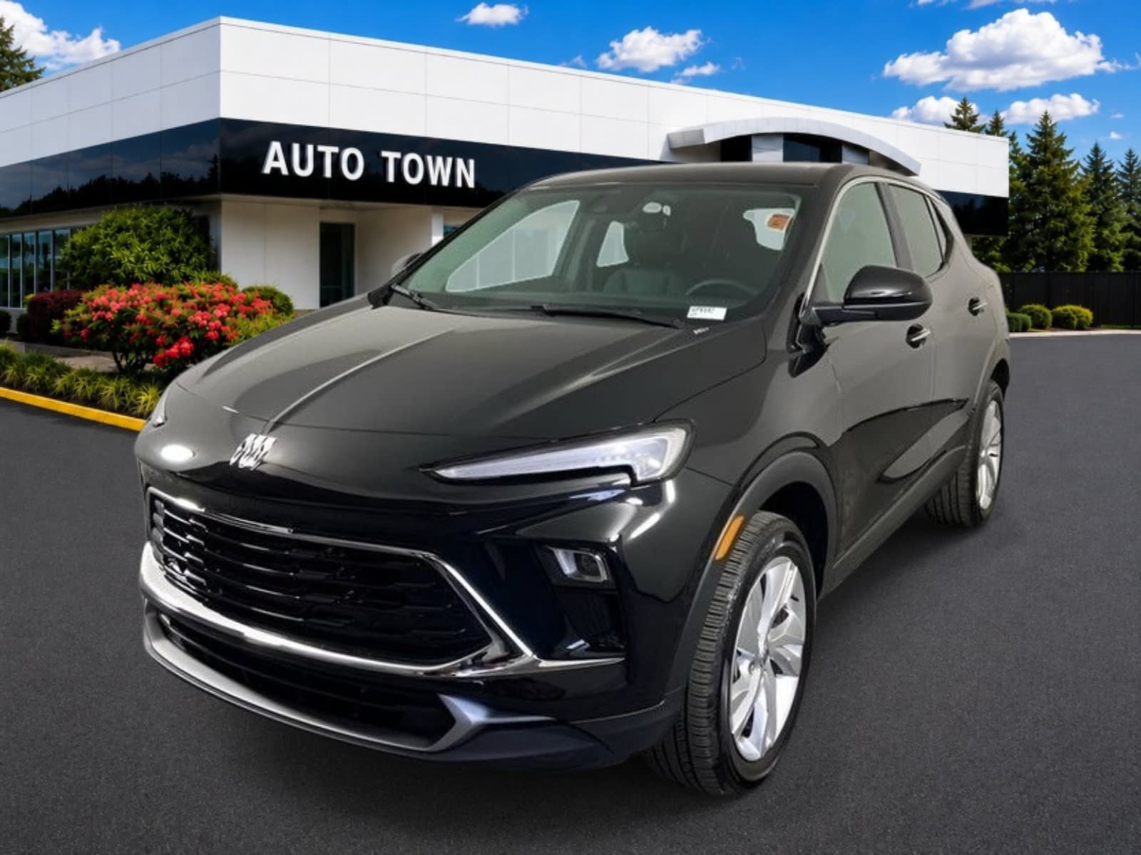 Used 2025 Buick Encore GX Preferred w/ Comfort Package AWD/4WD image 1