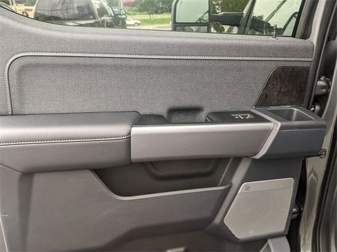 New 2025 Ford F350 Lariat w/ Black Appearance Package image 27