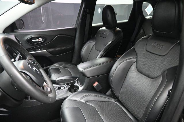 Used 2022 Jeep Cherokee Latitude Lux w/ Sun & Sound Group AWD/4WD image 17