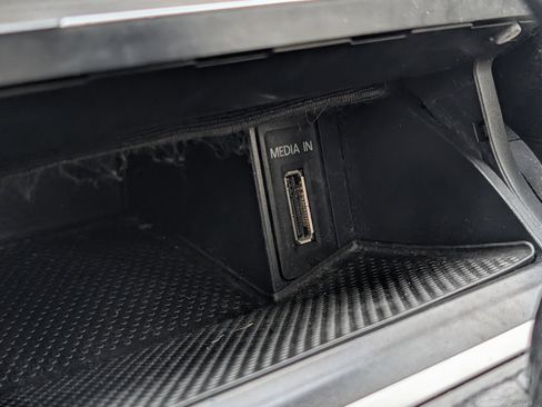 Used 2015 Volkswagen Golf TDI S image 33