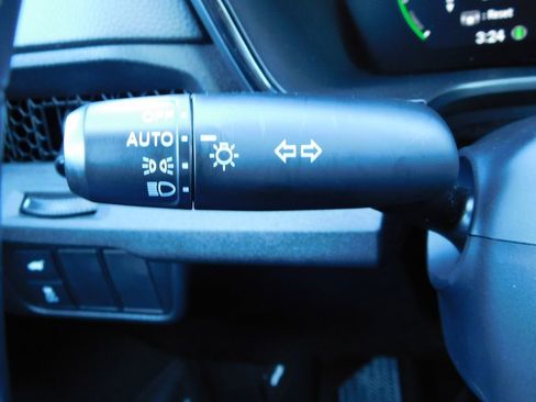 Used 2025 Honda CR-V Sport-L image 34