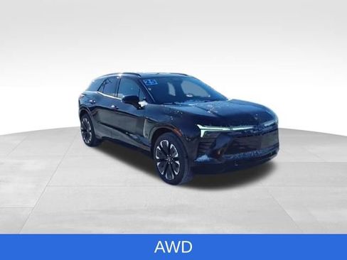 Certified 2025 Chevrolet Blazer EV RS image 2