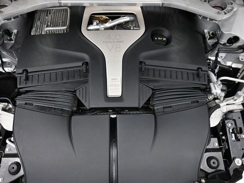 Used 2022 Aston Martin DBX image 28