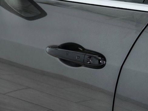 Used 2016 Maserati Ghibli RWD image 42