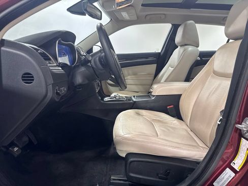 Used 2015 Chrysler 300 Limited w/ Driver Convenience Group AWD/4WD image 19