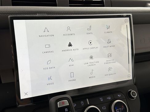 New 2026 Land Rover Defender 110 X-Dynamic SE image 18