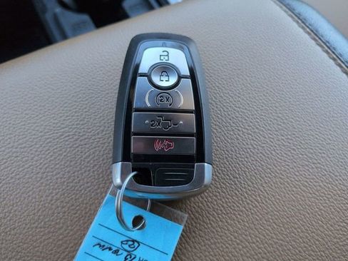 Certified 2023 Ford F350 Lariat w/ Chrome Package image 28