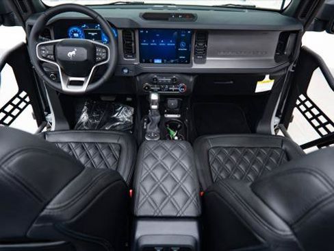 Used 2026 Ford Bronco Big Bend AWD/4WD image 2