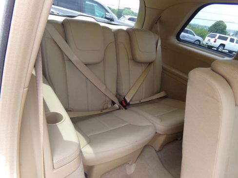 Used 2012 Mercedes-Benz GL 450 4MATIC image 36