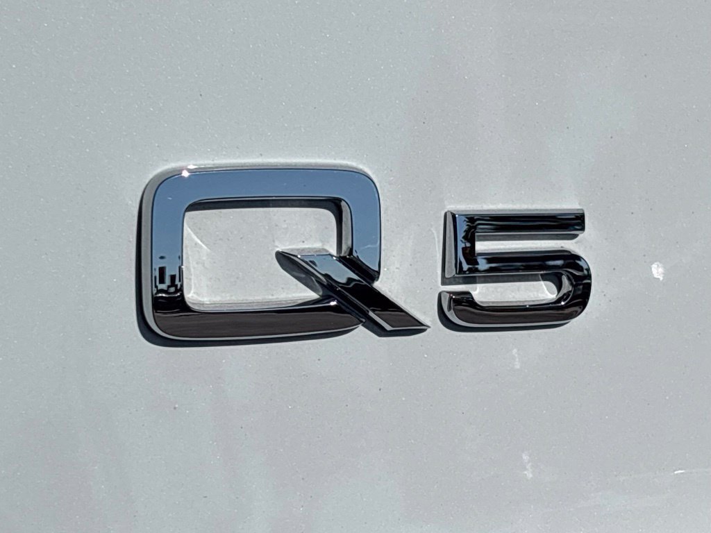 Used 2021 Audi Q5 e Premium AWD/4WD image 6