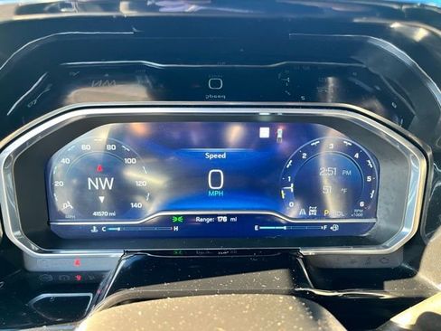 Used 2022 Chevrolet Silverado 1500 LT image 28