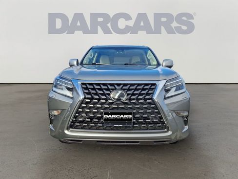 Used 2023 Lexus GX 460 Premium image 2