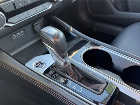 Used 2024 Nissan Altima 2.5 SR image 23