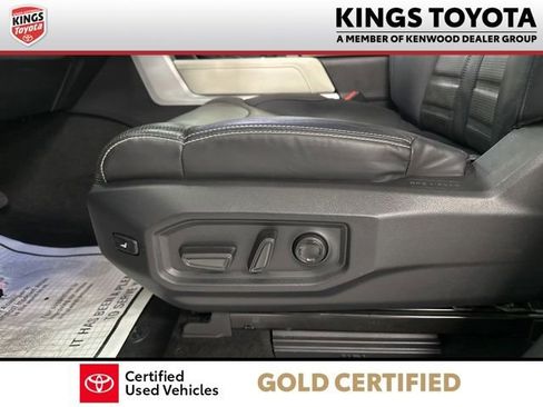 Used 2022 Toyota Tundra Capstone AWD/4WD image 11