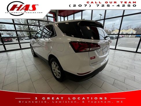 Used 2023 Chevrolet Equinox LS w/ LS Convenience Package AWD/4WD image 3