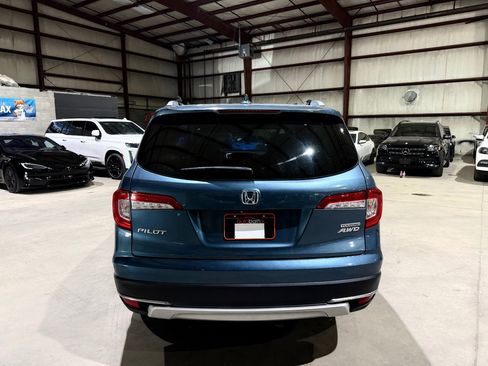 Used 2019 Honda Pilot Touring image 6