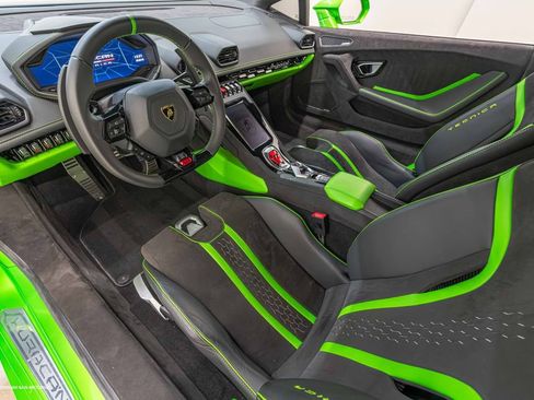 Used 2024 Lamborghini Huracan Tecnica RWD image 33