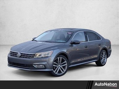Used 2017 Volkswagen Passat 1.8T SE