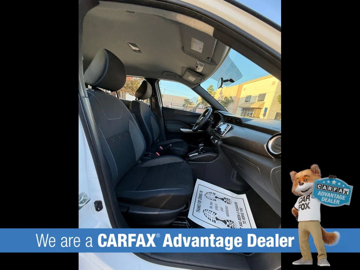 Used 2018 Nissan Kicks SV FWD image 46