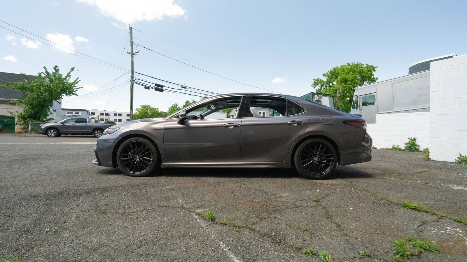 Used 2023 Toyota Camry XSE FWD image 6