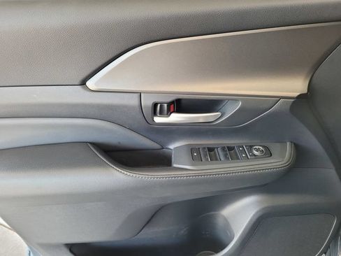 Used 2026 Toyota Grand Highlander AWD Hybrid image 18