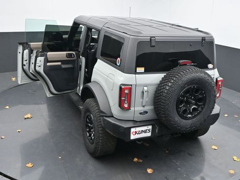 Used 2021 Ford Bronco Wildtrak image 67