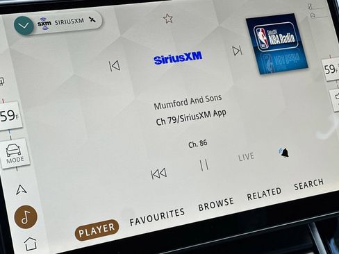 New 2026 Land Rover Range Rover Velar Dynamic SE image 18