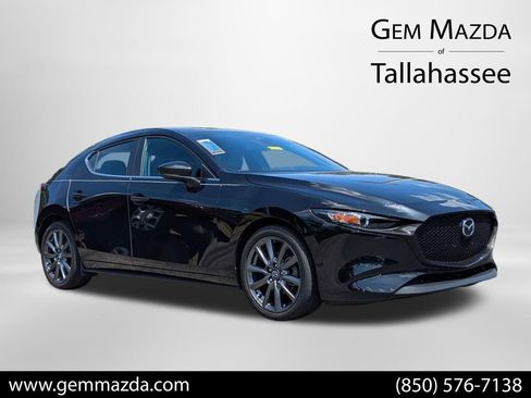 Used 2023 MAZDA MAZDA3 s FWD image 1