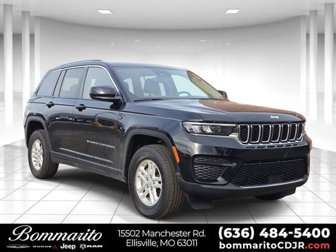 Used 2023 Jeep Grand Cherokee Laredo w/ Luxury Tech Group I image 1