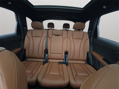 Used 2025 Audi Q7 3.0T Premium Plus image 13