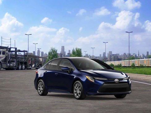 New 2026 Toyota Corolla LE FWD image 27
