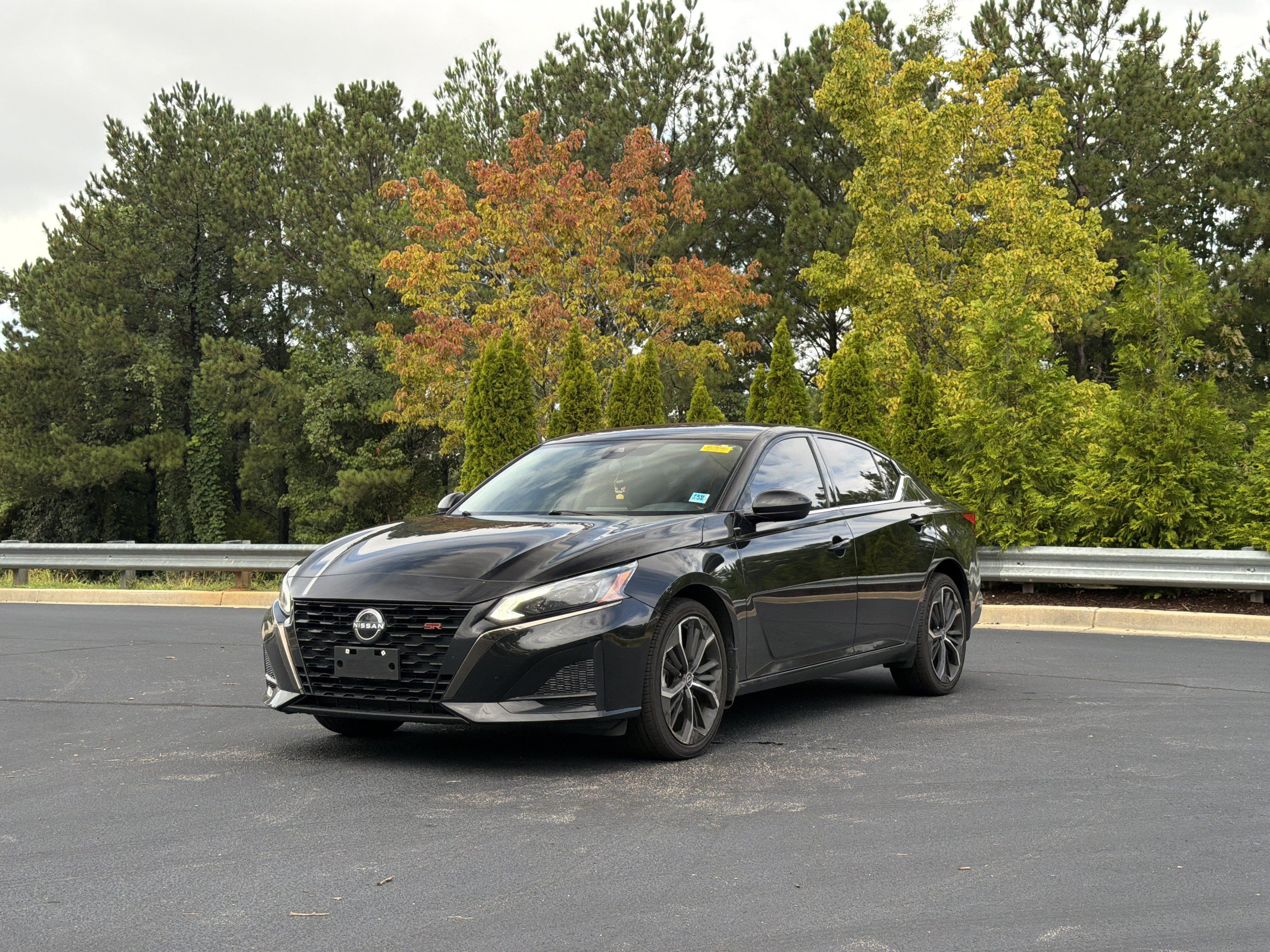 Used 2023 Nissan Altima 2.5 SR AWD/4WD image 10