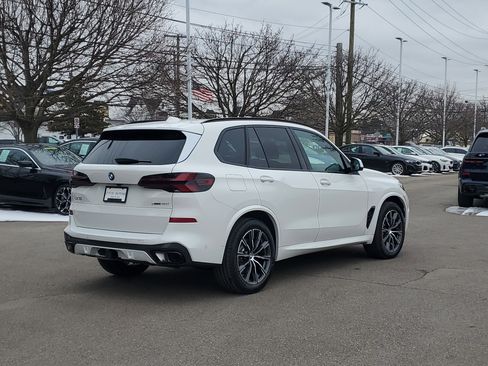 New 2026 BMW X5 xDrive40i w/ M Sport Package image 3
