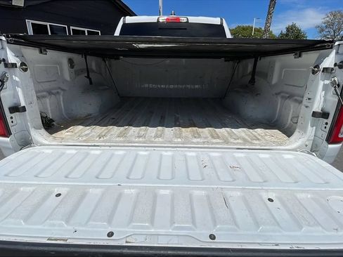 Used 2019 RAM 1500 Big Horn RWD image 36