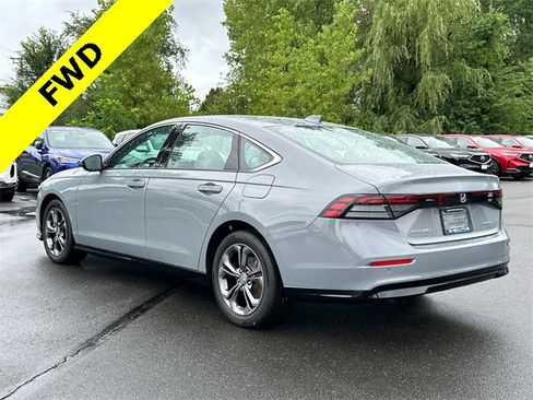 Used 2025 Honda Accord EX-L image 2