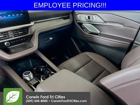 New 2026 Ford Explorer Platinum AWD/4WD image 30