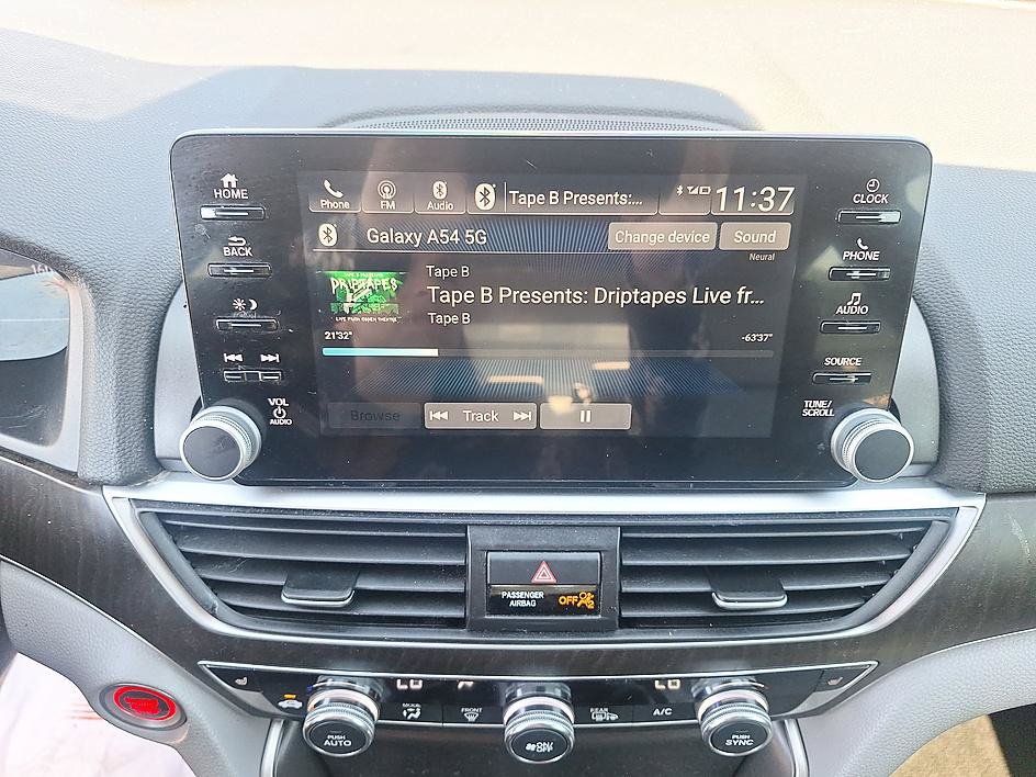 Used 2018 Honda Accord EX-L image 17