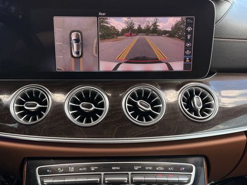 Used 2018 Mercedes-Benz E 400 Coupe image 29