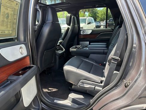 Used 2023 Lincoln Navigator Reserve AWD/4WD image 27