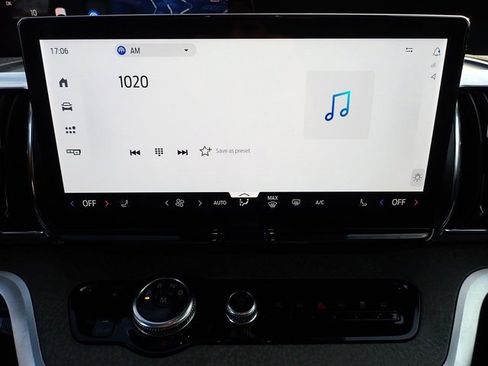 Used 2025 Ford Expedition Tremor image 28