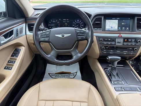 Used 2018 Genesis G80 3.8 w/ Option Group 02 RWD image 12