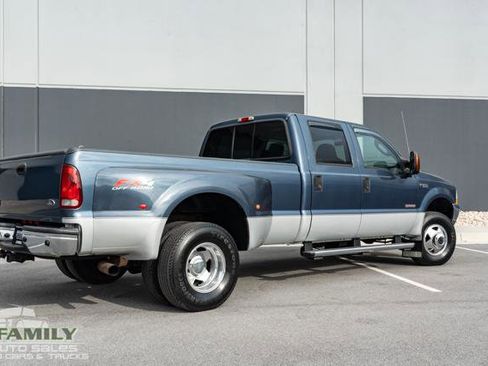 Used 2004 Ford F350 Lariat image 10