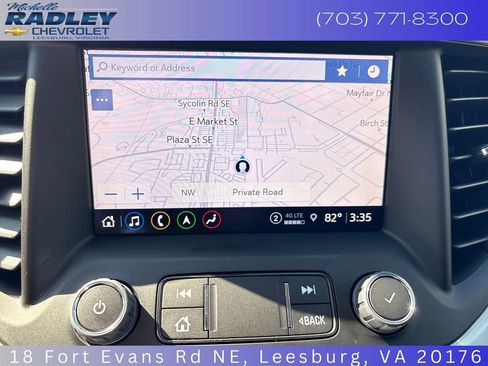 Used 2022 GMC Acadia SLE w/ Driver Convenience Package AWD/4WD image 18