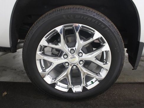 Used 2022 Chevrolet Silverado 1500 LTZ w/ LTZ Convenience Package II image 29