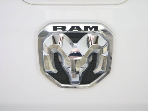 Used 2019 RAM 1500 Big Horn AWD/4WD image 16